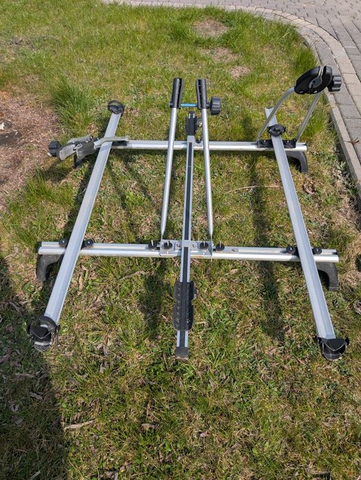 BMW 5G T jużF07 Bagażnik plus mocowania do trzech rowerów