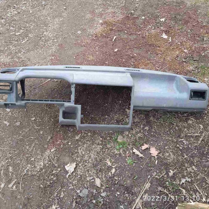 Панель,торпедо фольцваген транспортер Т4 volkswagen transporter T4