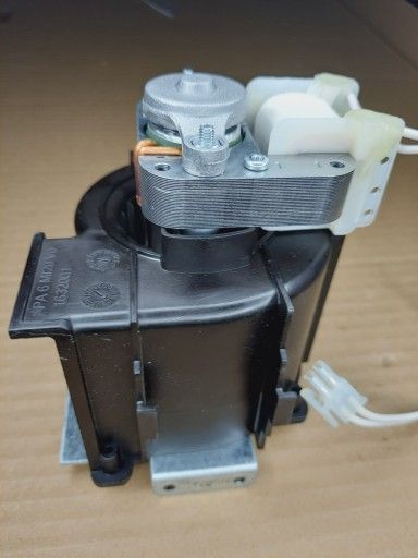 Silnik Wentylator kompletny Teka HLC 844 847 HLC 8440 HSC OSM-15143P3