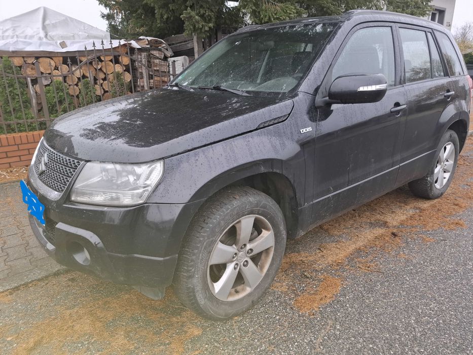 syzuki vitara 1,9 ddis klima działa4x4 hak elektryka grzane fotele