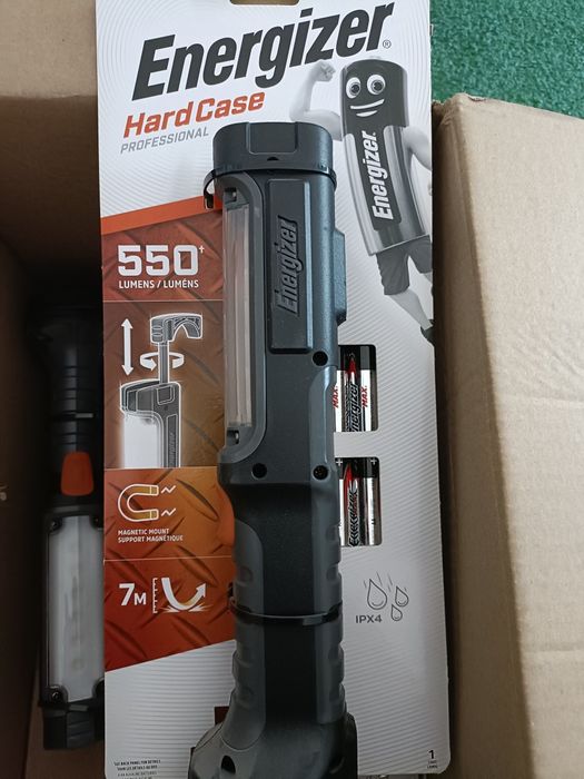 Latarka energizer hard case 550 lumenów