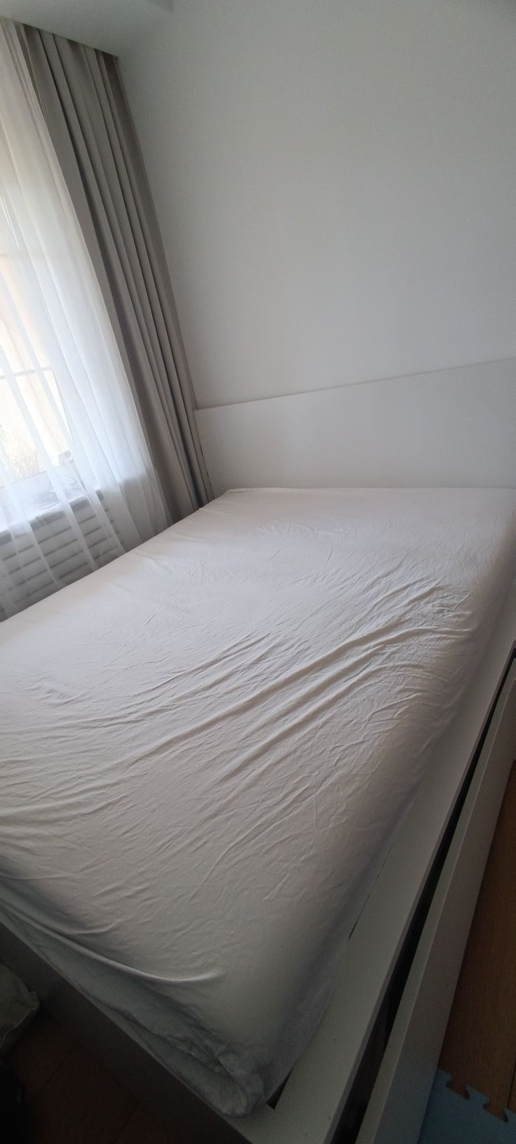 Używane łóżko malm Ikea, 160x200cm, stan bardzo dobry, lonset i szufla