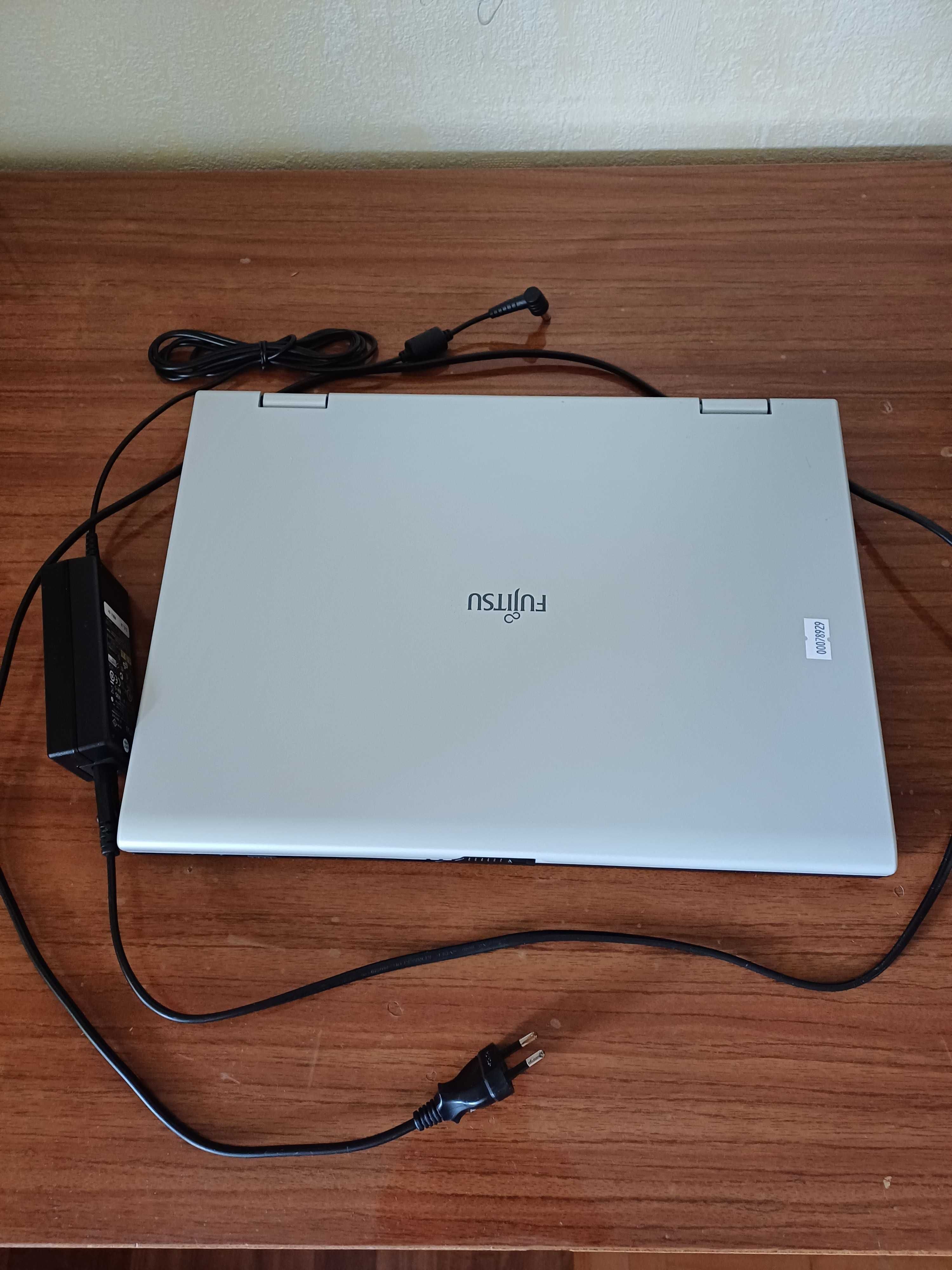 Ноутбук  FUJITSU