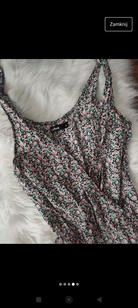 Cubus letni Kombinezon w drobne kwiatki boho wiązanie
Rozmiar XXS XS