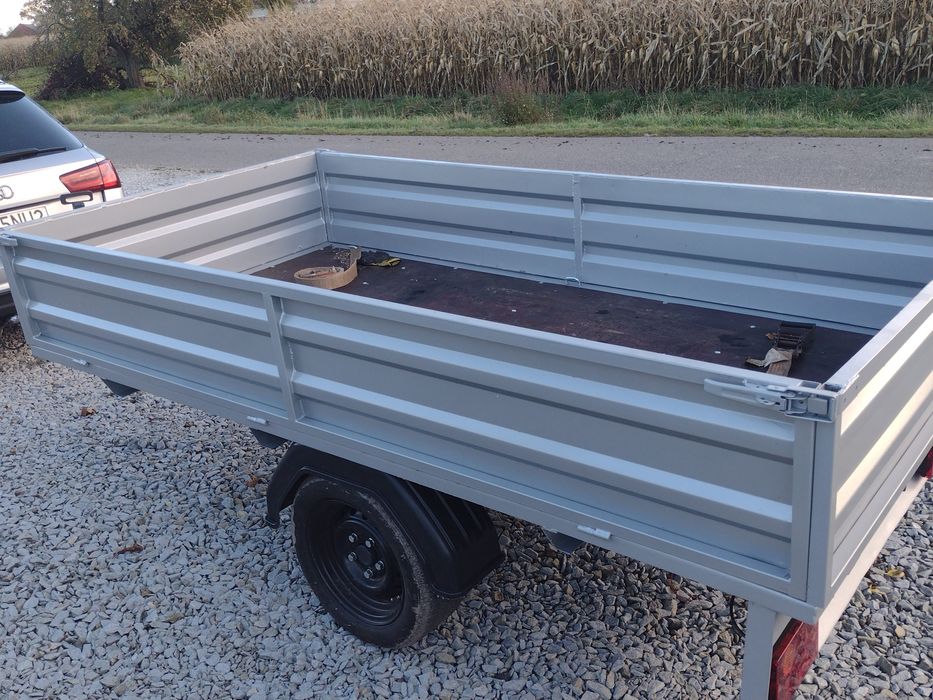 Przyczepka lekka. Przyczepka samochodowa jak nowa.