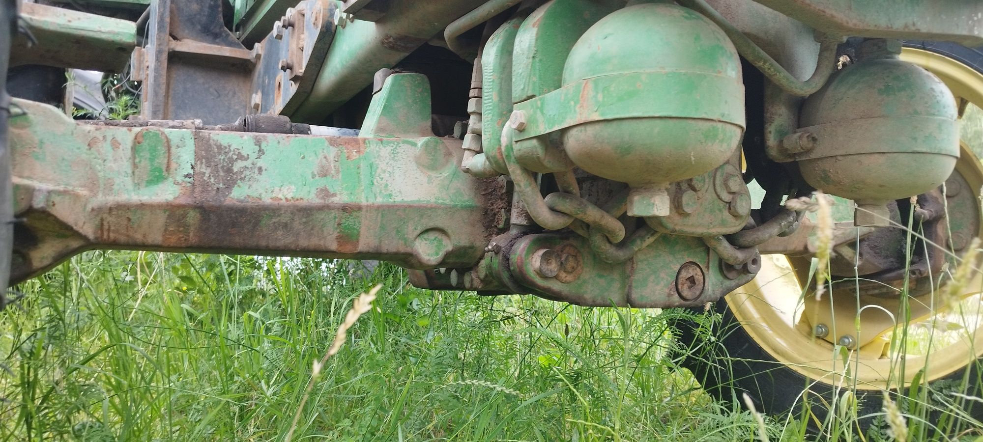 Części do ciągnika John Deere 6610 , przedni napęd