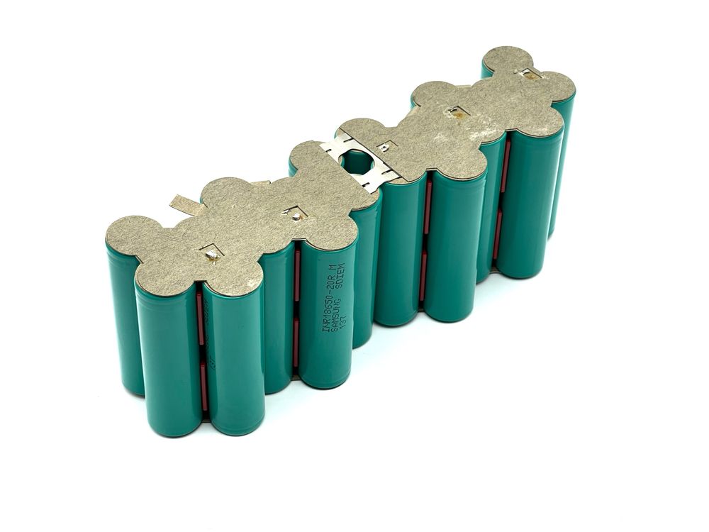 Акумулятор Samsung INR18650-20R 2000mAh 22А 18650 Li-ion