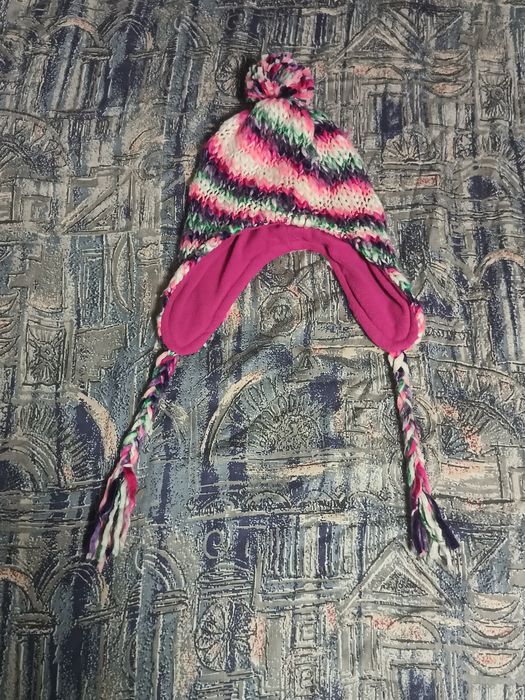 Kolorowa zimowa czapka