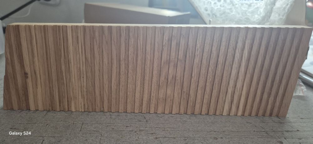 Ozdoba na sciane z drewna