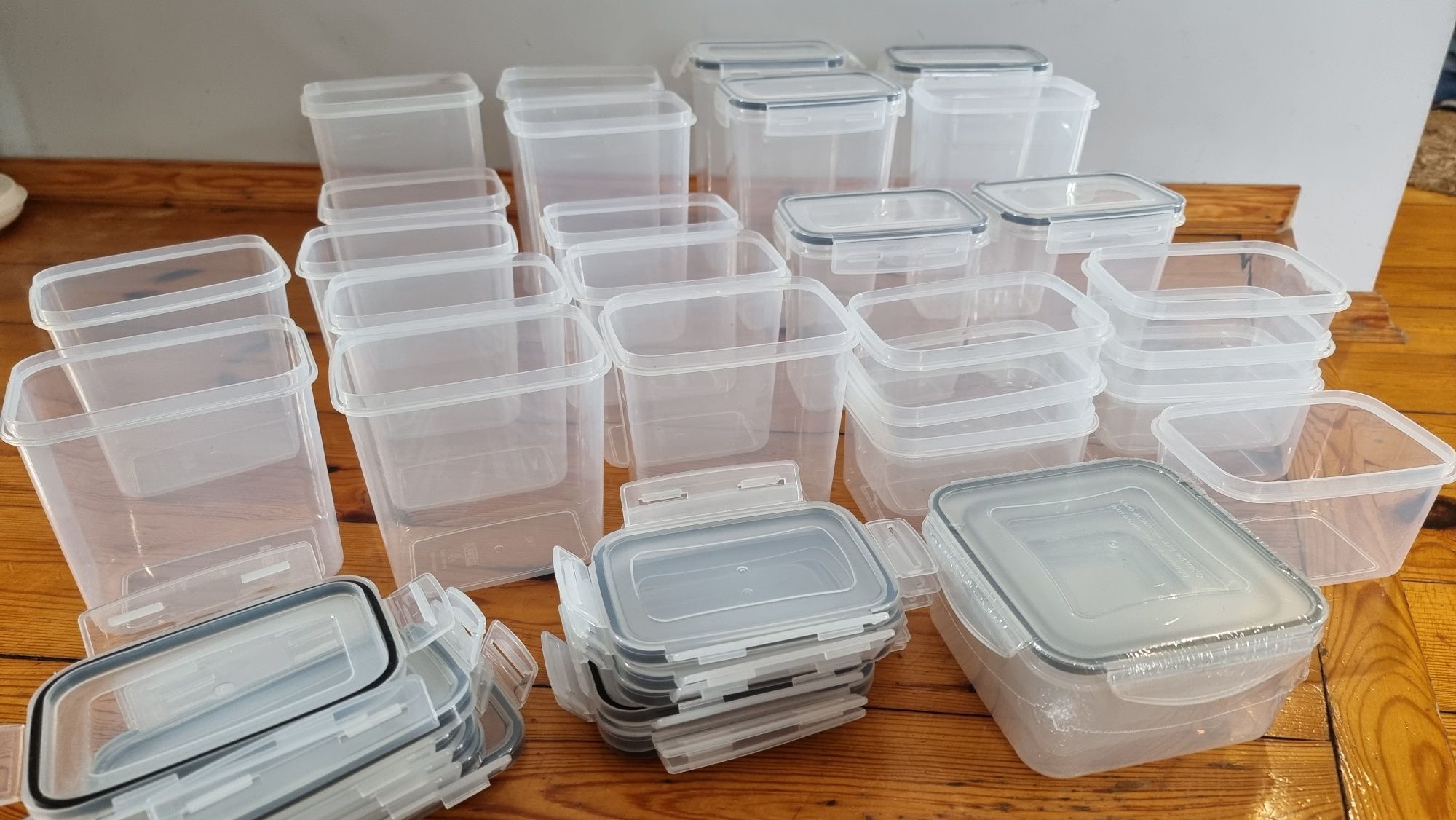 Pojemniki plastikowe  na żywność hermetyczne duży zestaw