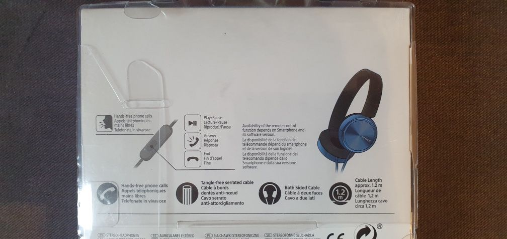 Słuchawki z mikrofonem Sony MDR-ZX310AP - NIEBIESKIE NOWE !!!

Oferuję