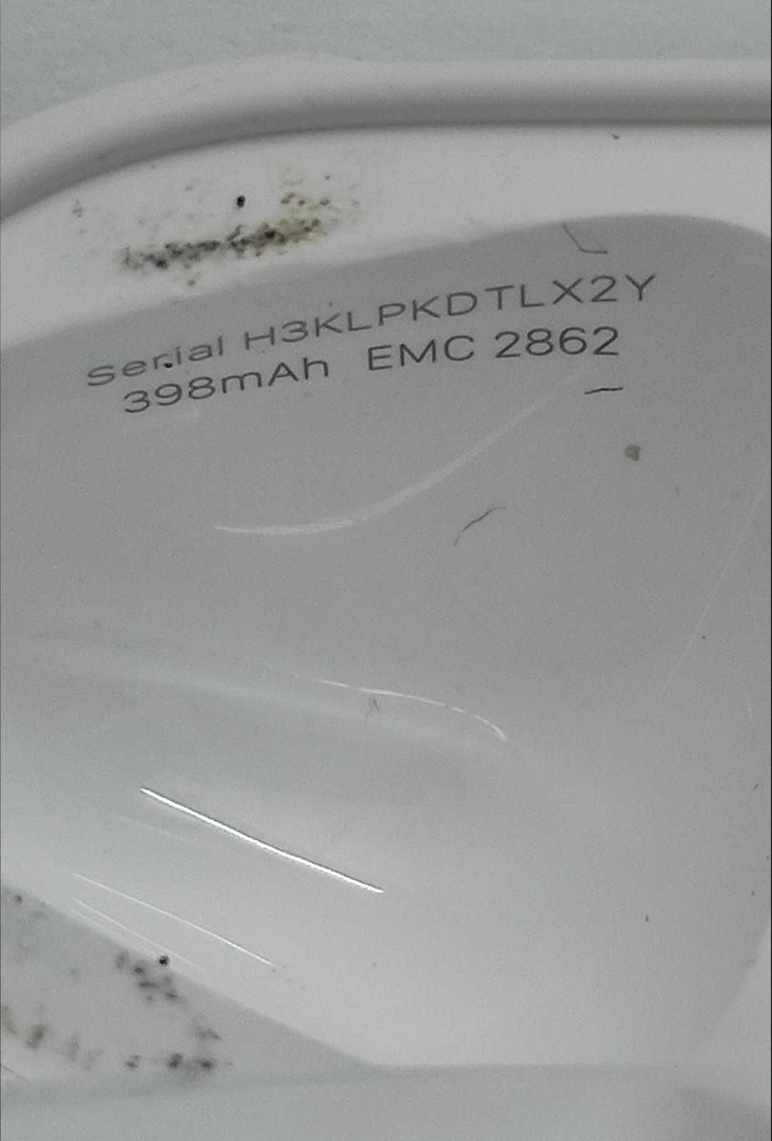 Безпровідні навушники AirPods A1602 бу