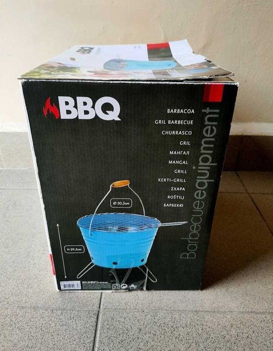 Grill węglowy przenośny turystyczny wiaderko lekki czerwony BBQ 30,5cm