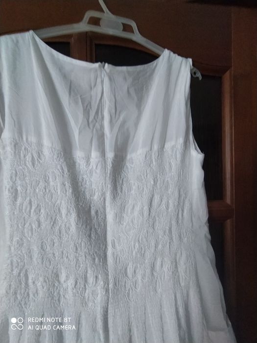 Jedwabna biala z podszewką sukienka na lato, rozmiar 44-46