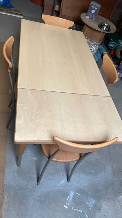 Mesa cozinha madeira maciça com cadeiras extensível