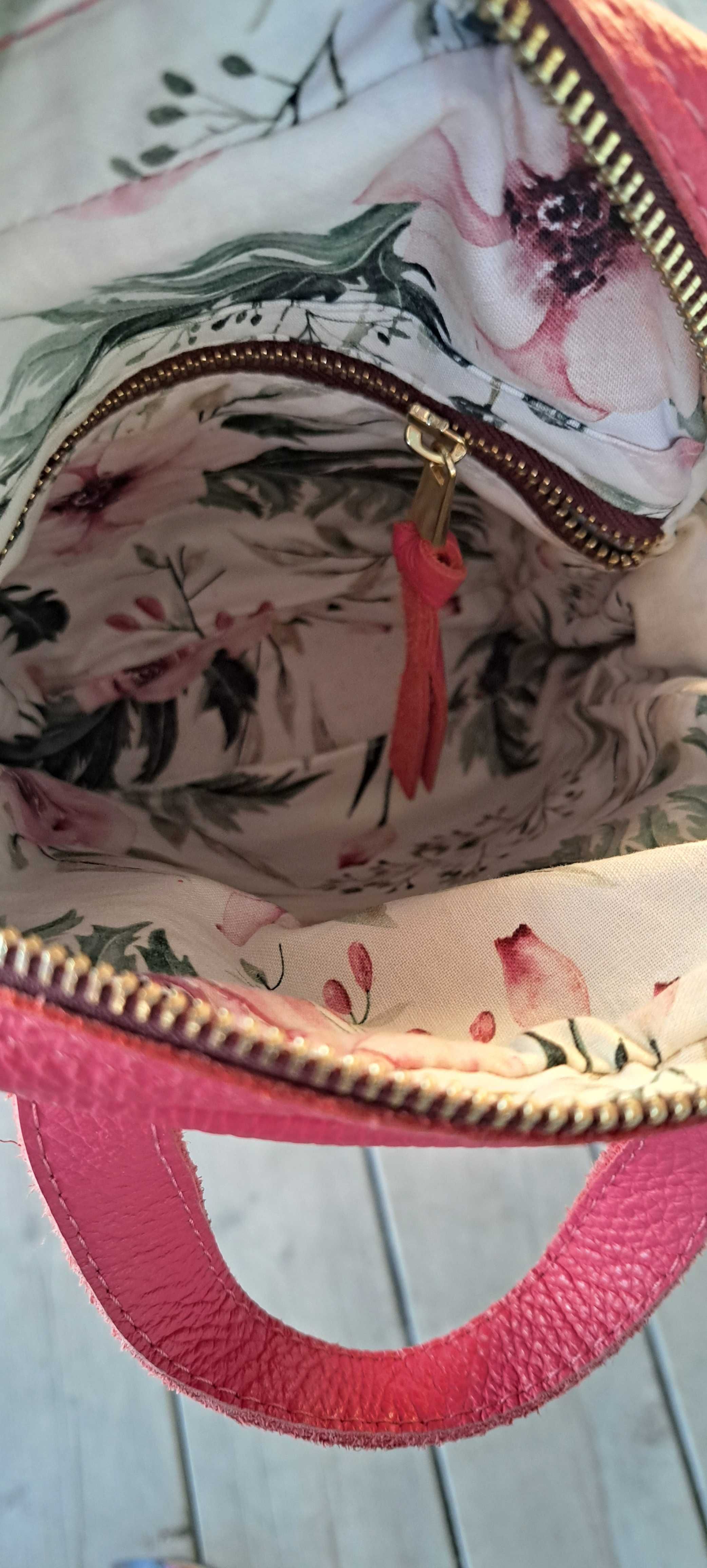 Torebka Zuzia Górska Sachet Fuchsia