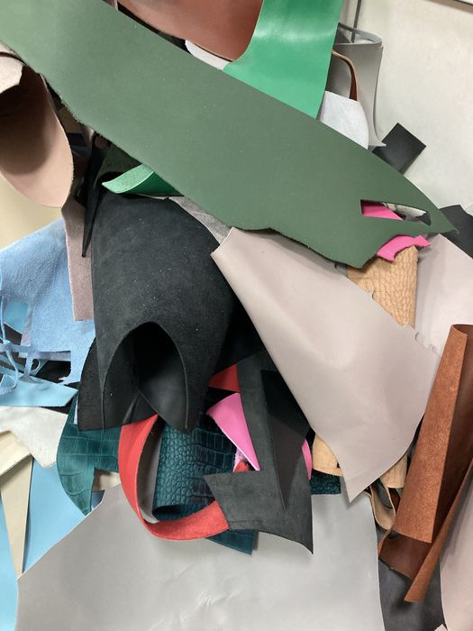 Обрізки шкіри 1 гатунок. Рептилія та гладка