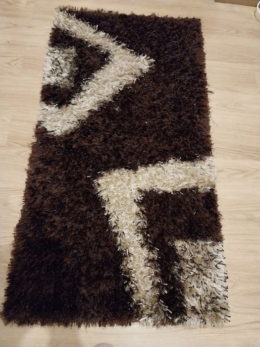 Tapetoes vege e castanho moderno