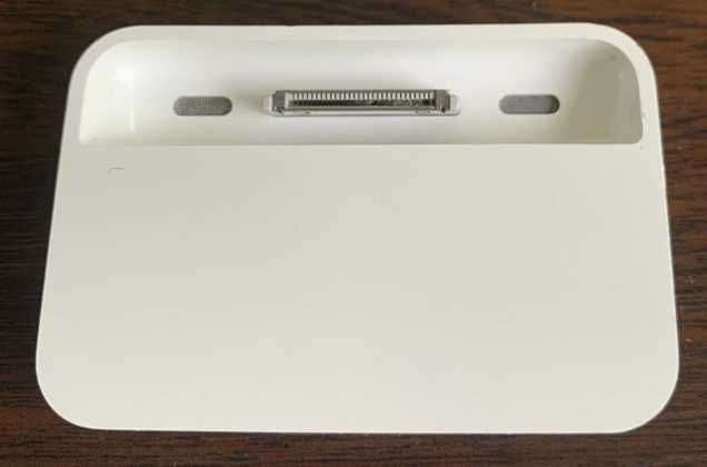 Apple Dock 30-pin A1353 – ładowanie + audio line-out (kolekcja/retro)