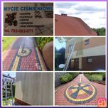 Mycie ciśnieniowe dachu elewacji kostki