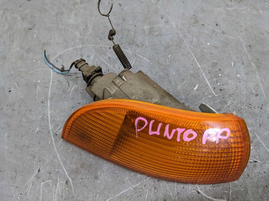 Fiat Punto I Kierunkowskaz Prawy Przedni Prawy Przód