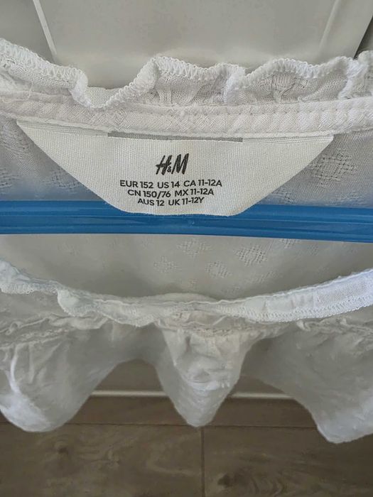Biała bluzka z krótkim rękawem marki H&M, rozmiar 152