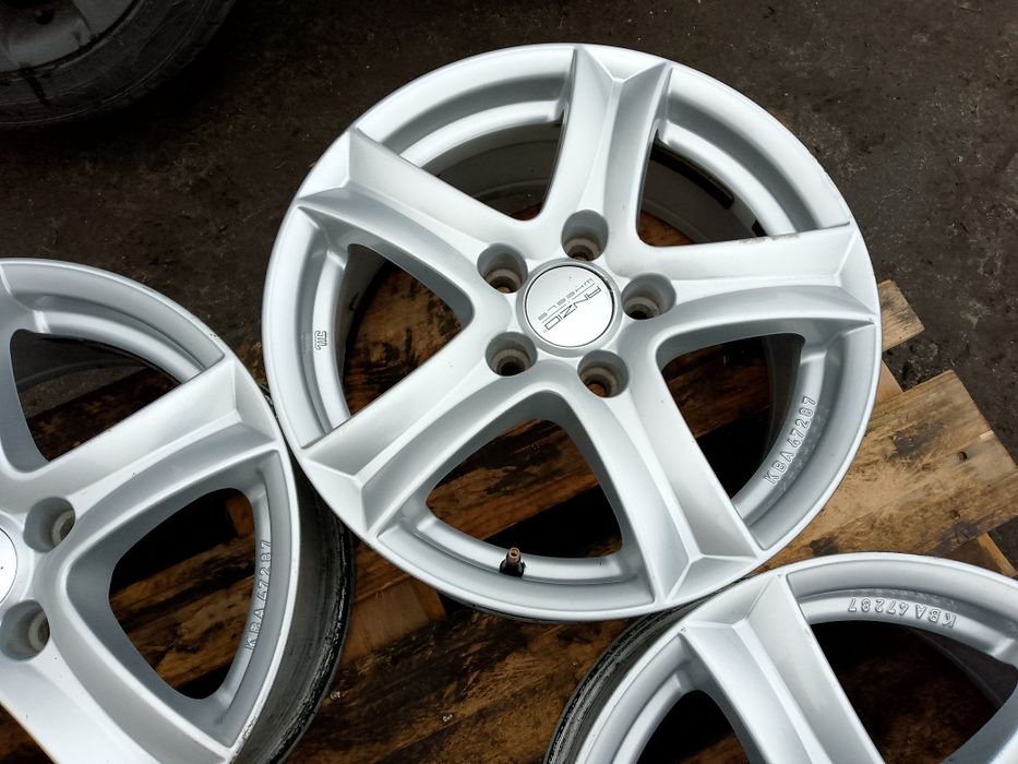 Felgi aluminiowe Hyundai Kia Toyota 16 5x114.3