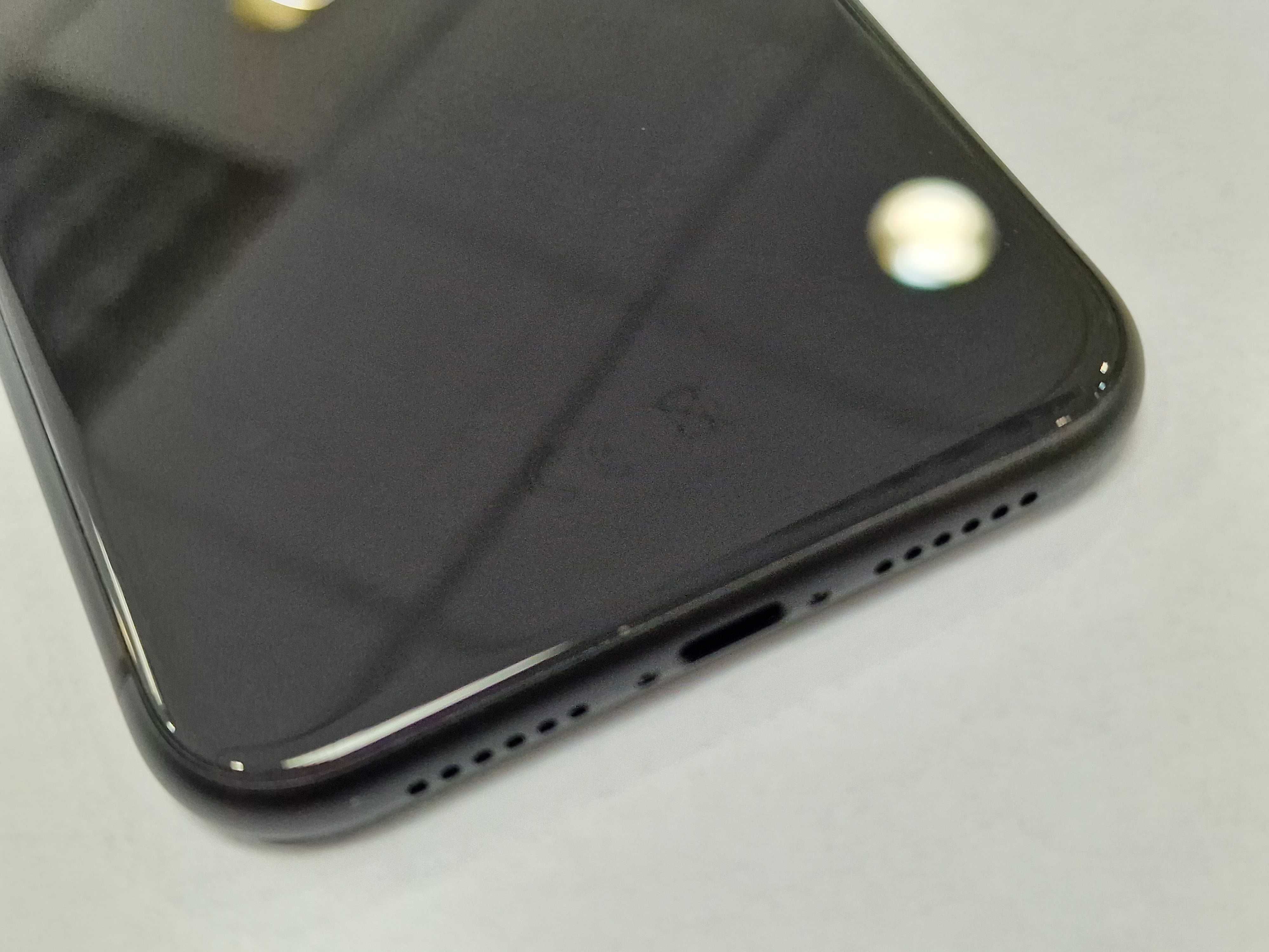 Iphone 11 128GB/ Black/ Czarny/ BAT 100%/ Grade A-/ Gwarancja + ładowa