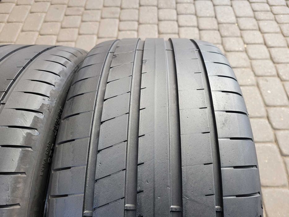 255 / 35  R  19   Goodyear