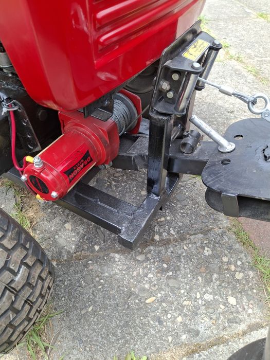 Traktor Traktorek Ciągnik SAM z pługiem do odśnieżania