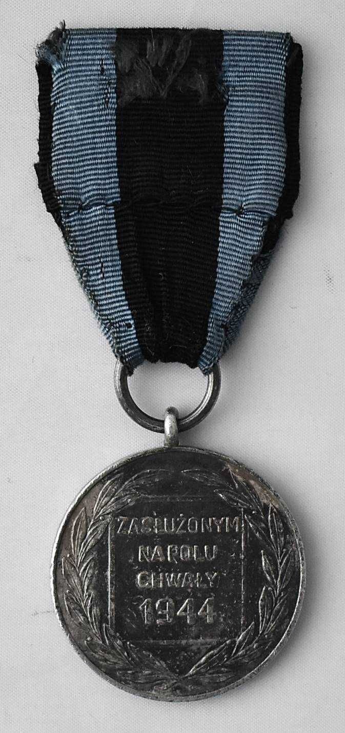 Srebrny medal "Zasłużonym na Polu Chwały 1944r."