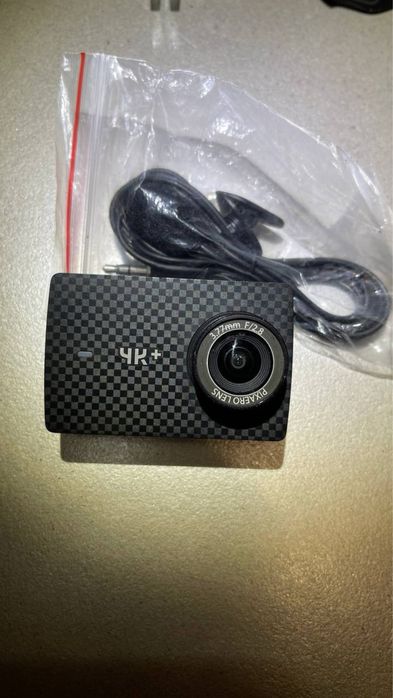 Экшн камера Xiaomi YI 4K+