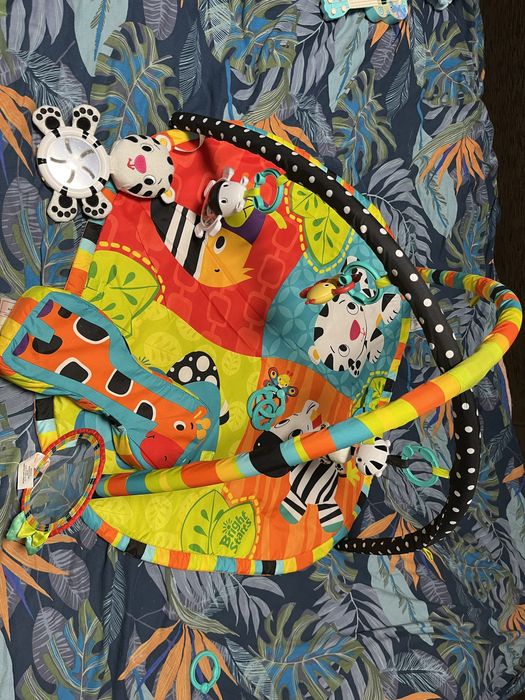 Развивающий коврик Spots & Stripes Safari, Bright Starts