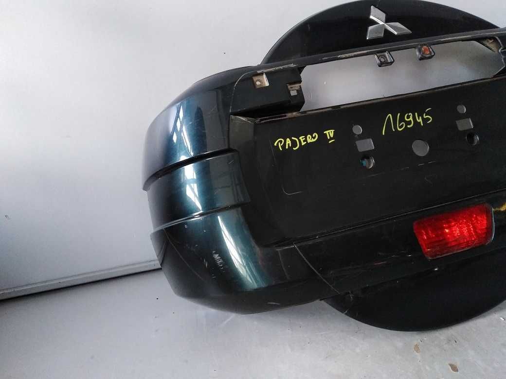 Mitsubishi Pajero IV Osłona Na Koło Zapasowe