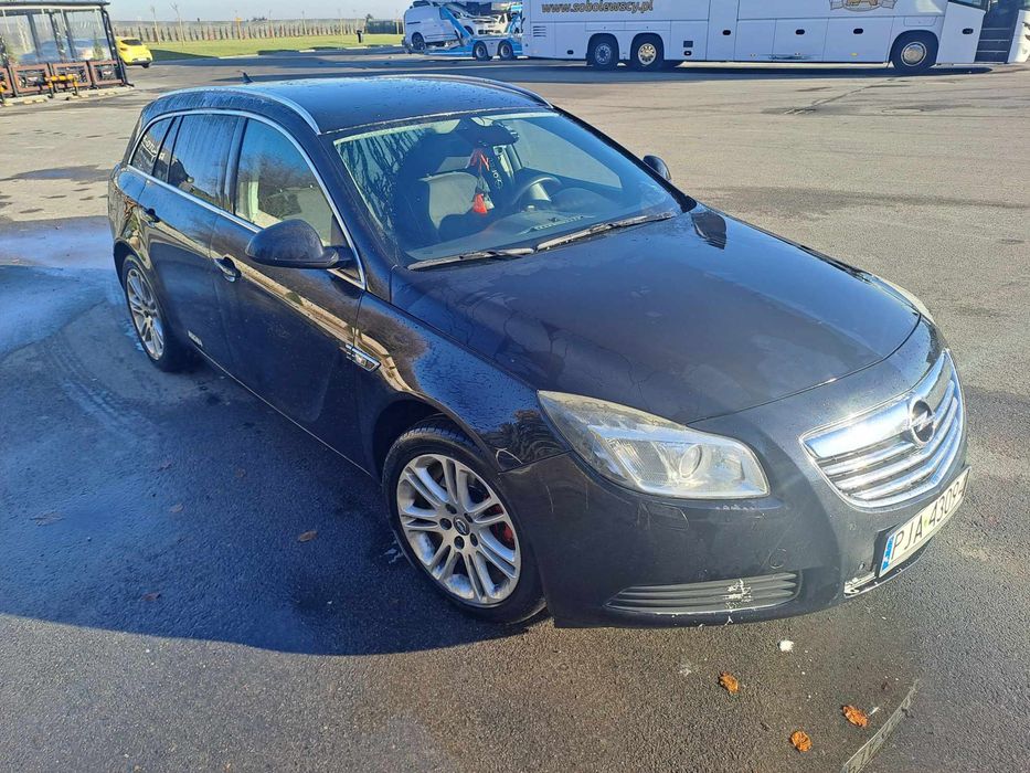 Opel Insignia 2.0 diesel 118 KW  2009r.