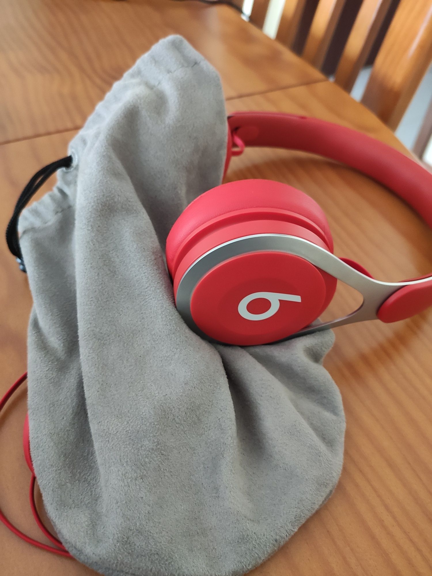 Beats EP Vermelhos