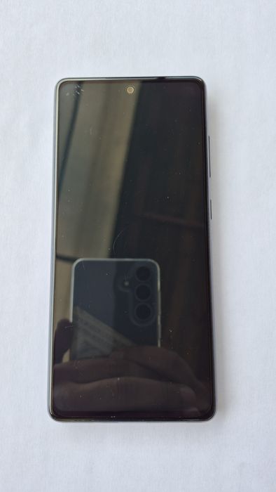 Samsung S20 FE продам