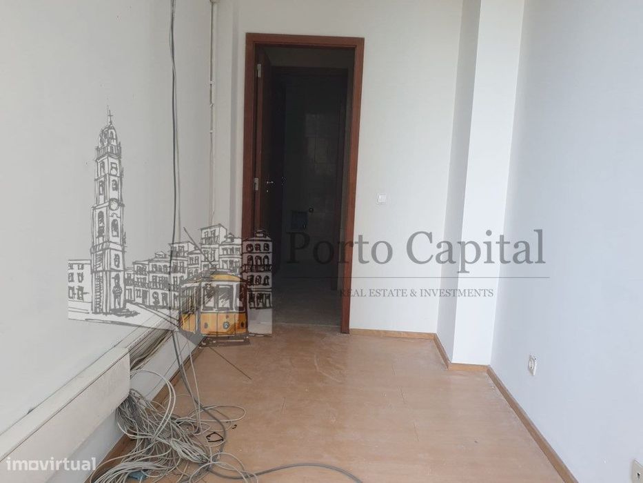Loja para arrendamento com uma área 51 m2