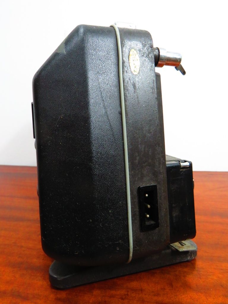 Projector Raynox, japonês.