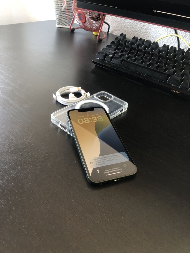 iPhone 13 Mini (128GB) Desbloqueado- Excelente condição c/90%
