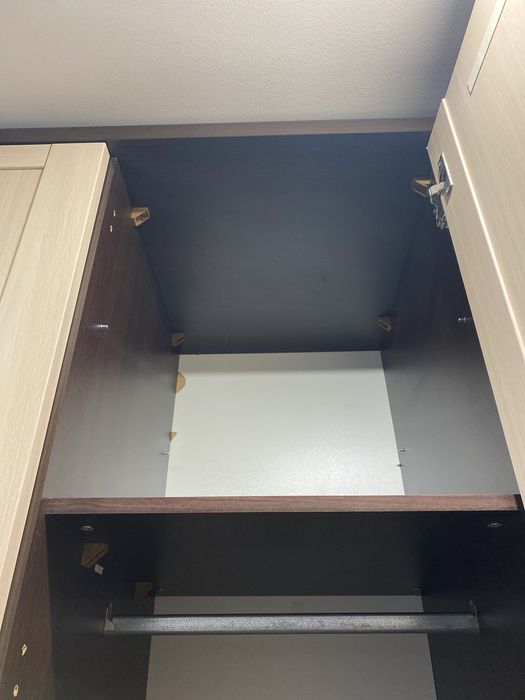 Szafa  wys 230 szer 60 cm stan dobry dl 160