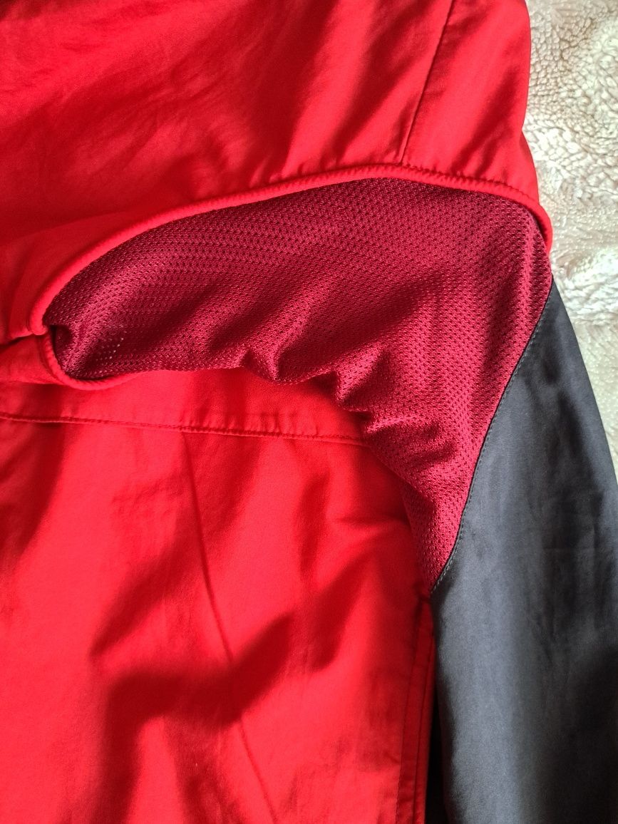 Cieńka kurtka Nike 128/140, niebieska 146/152dla chłopca