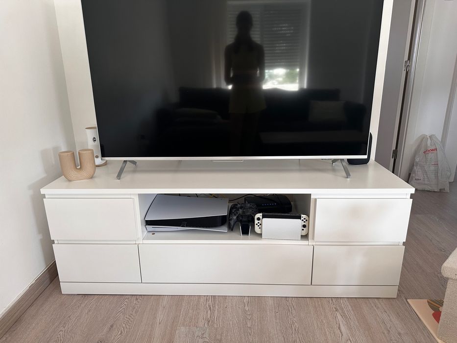 Móvel de televisão IKEA