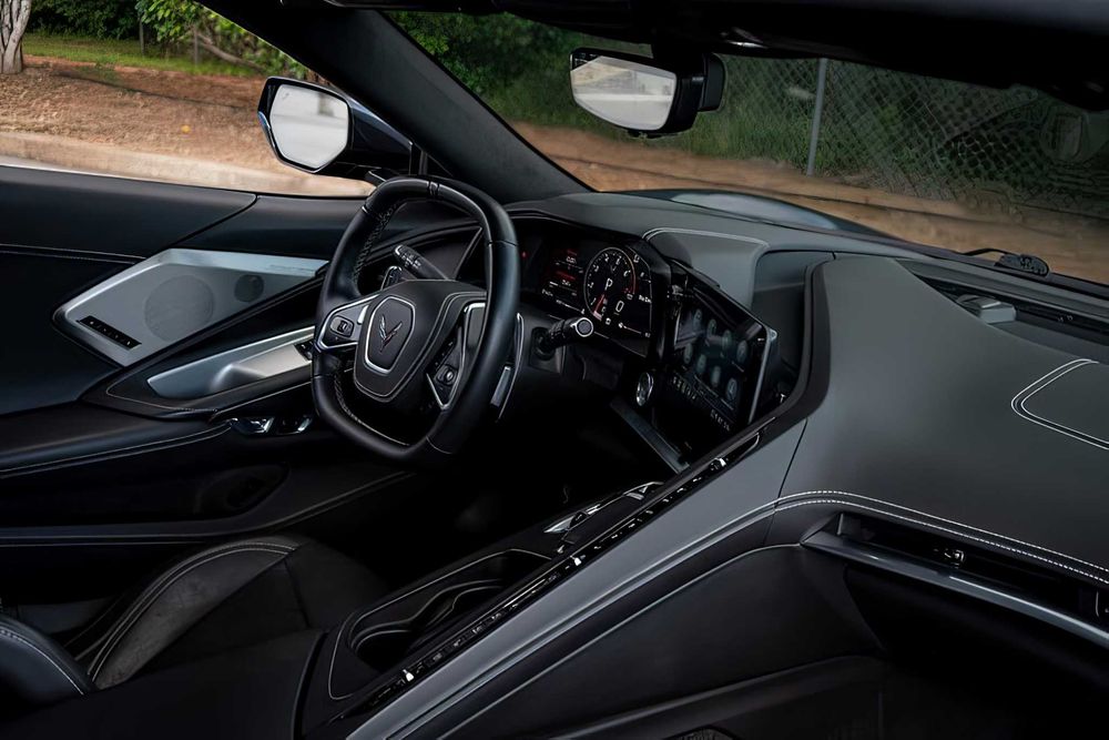 Chevrolet Corvette      2021