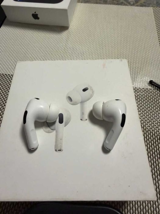 Apple AirPods Pro 2nd generation MTJV3ZM/A