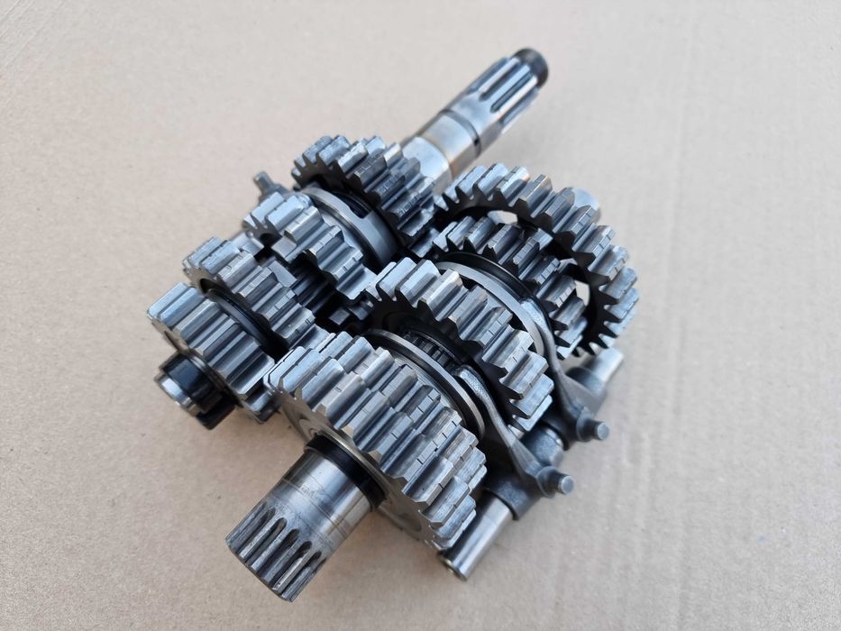 Kompletna skrzynia biegów + wodziki  Honda CRF 450 r 02-08