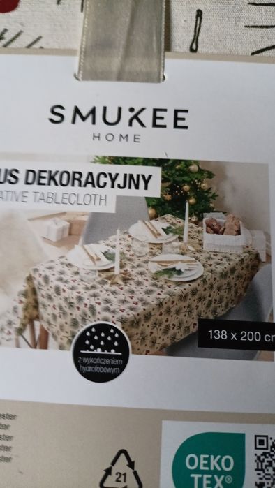 Obrus   beżowy świąteczny 138x200 cm Smukke