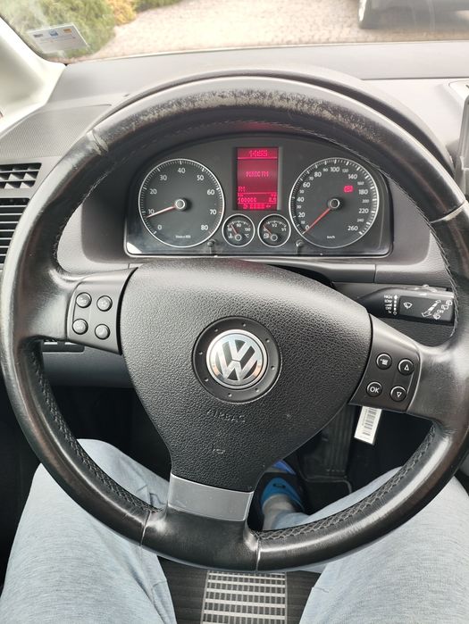 Фольксваген Тюран 2.0і