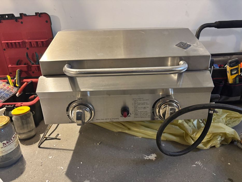 Grill gazowy ze stali nierdzewnej Members Mark 2 palnikowy