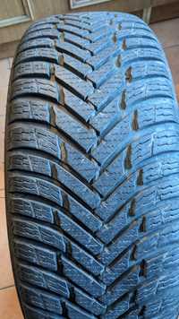 Opona Nokian Weatherproof 195/60/R15 całoroczna